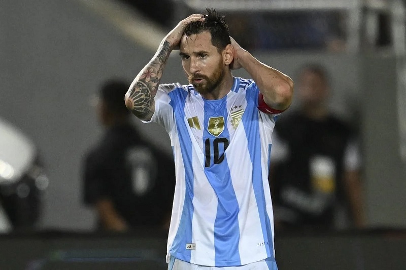 Messi không tập trung cùng tuyển Argentina ở tháng 3